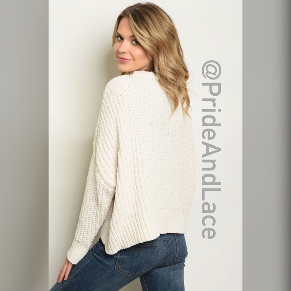 LAST 1️⃣✨Ivory Chenille Sweater ✨ - Picture 2 of 2